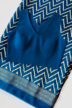 Load image into Gallery viewer, Ocean Waves Silk Sari