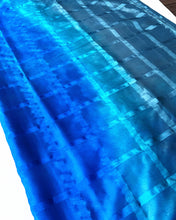 Load image into Gallery viewer, Cool Check Sari