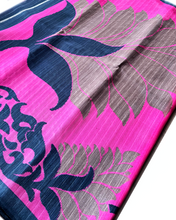 Load image into Gallery viewer, Pink Lotus Sari