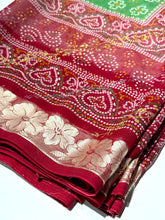 Load image into Gallery viewer, Floral White Chunri Sari