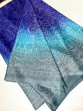 Load image into Gallery viewer, Ombre Sea Chunri Sari
