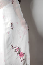 Load image into Gallery viewer, Rosy Feathers Saris