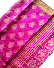 Load image into Gallery viewer, Pink Charm Banarasi Sari