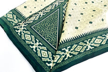 Load image into Gallery viewer, Emerald Ikat Silk Sari