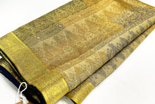 Load image into Gallery viewer, Peacocks Tail Organza Sari