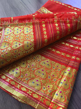 Load image into Gallery viewer, Hearts Dance Sari
