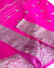 Load image into Gallery viewer, Persian Rose Pink Sari
