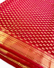 Load image into Gallery viewer, Golden Blitz Silk Sari
