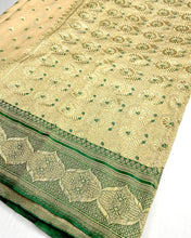Load image into Gallery viewer, Soft Glow Sari
