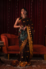 Load image into Gallery viewer, Rouge Sari
