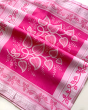 Load image into Gallery viewer, Pink Heart Orchid Sari
