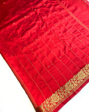 Load image into Gallery viewer, Bright Red Banarasi Sari
