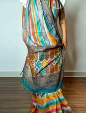 Load image into Gallery viewer, Weaver’s Whim Sari
