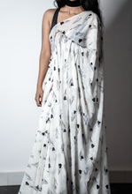 Load image into Gallery viewer, Black Tulip Sari
