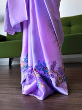 Load image into Gallery viewer, Lilac Bloom Silk Sari

