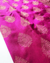 Load image into Gallery viewer, Pink Charm Banarasi Sari
