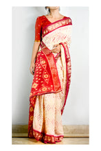 Load image into Gallery viewer, Illuminated Handloom Sari
